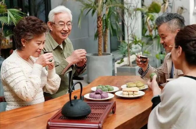 高血压患者夏天喝茶争