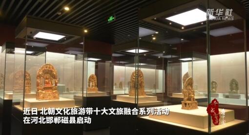 �ӱ������������Ļ����²�