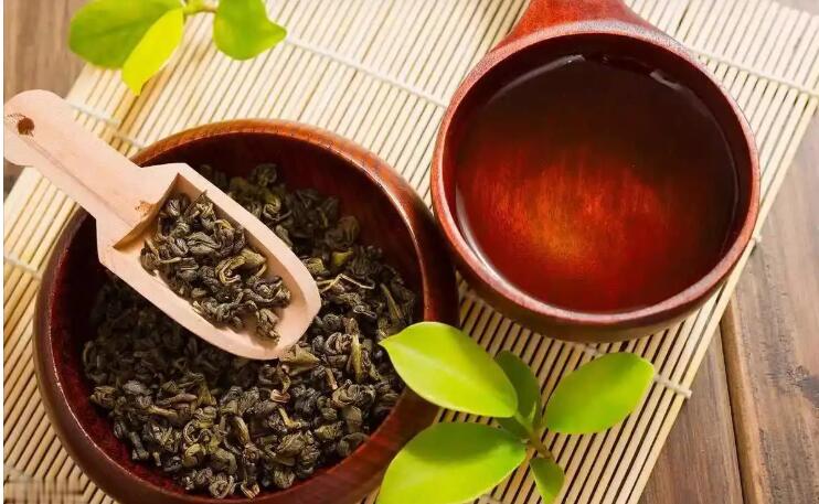 4�ֲ�Ҷ�ϡ��˸�