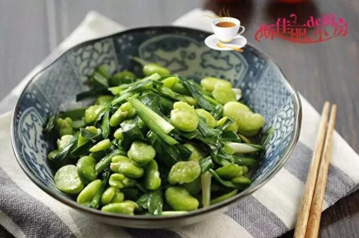 ���첻����һ�궼