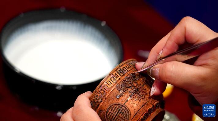 �ӱ�ʡ�м����Ĵ���Ʒ����ʹ�