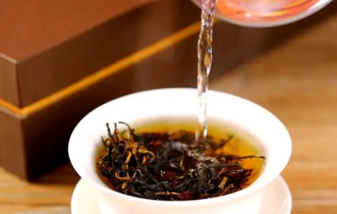 ���ն����൱����