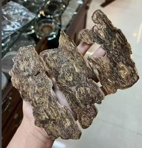 �����еĶ��ع屦����������